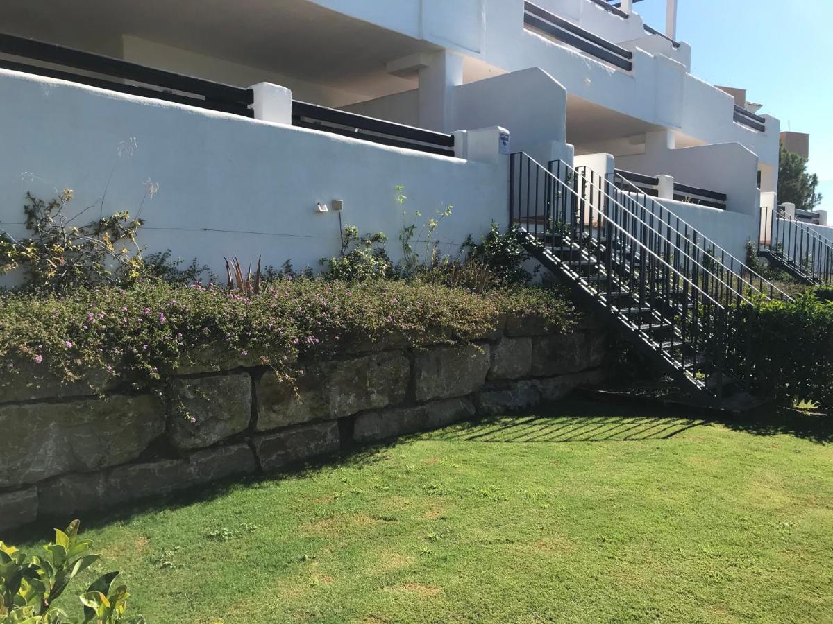 Lotus Marco Apartamento Casares Exterior foto